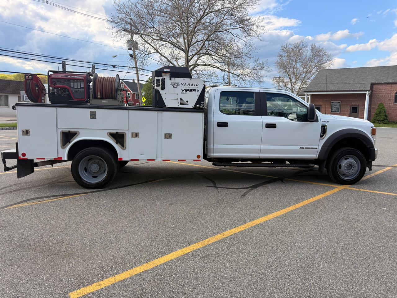 Ford F-550 Crew Cab DRW 4WD 2021