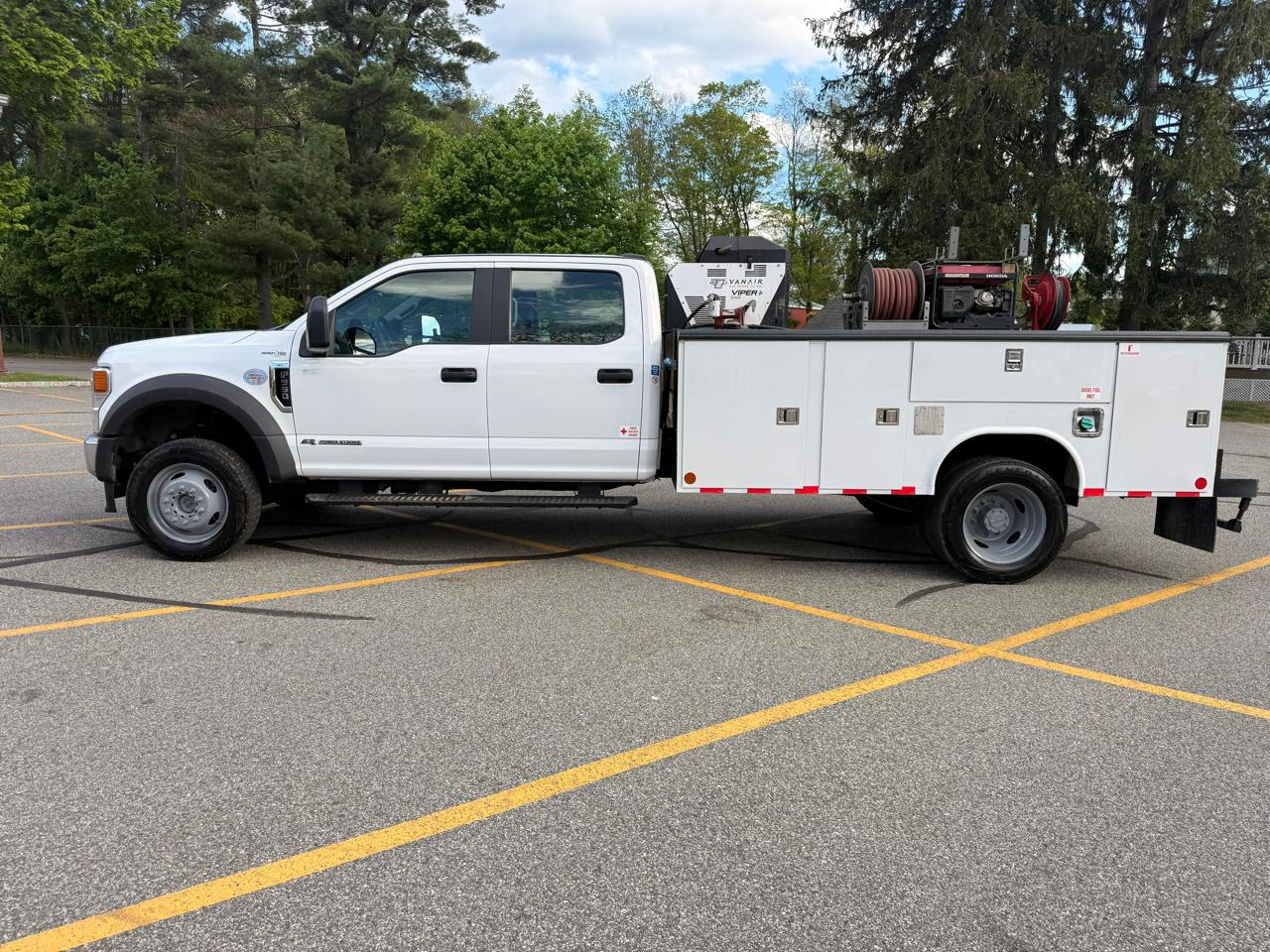 Ford F-550 Crew Cab DRW 4WD 2021