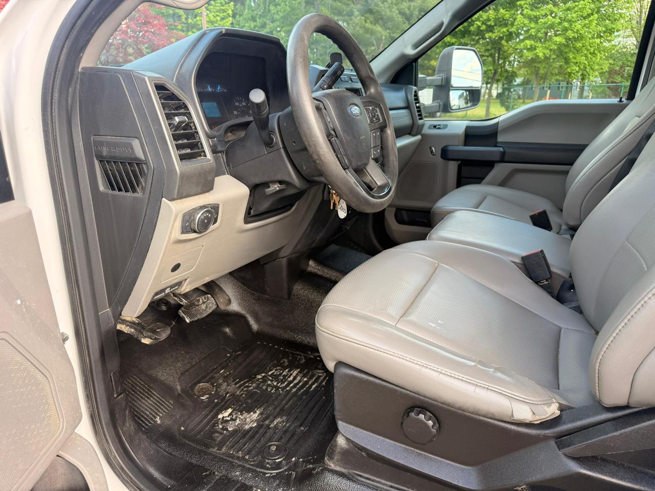 Ford F-550 Crew Cab DRW 4WD 2021