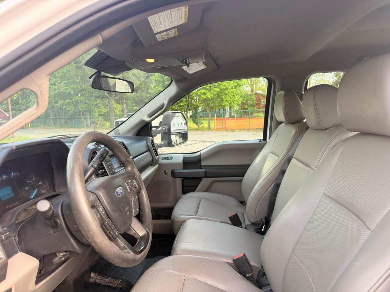 Ford F-550 Crew Cab DRW 4WD 2021
