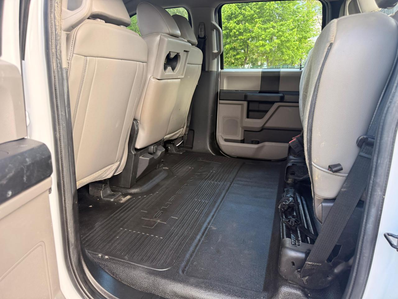 Ford F-550 Crew Cab DRW 4WD 2021