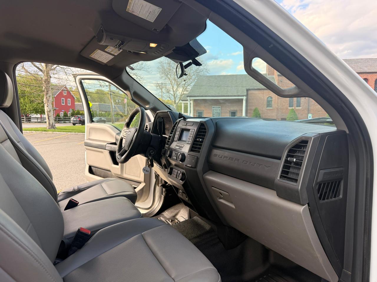 Ford F-550 Crew Cab DRW 4WD 2021
