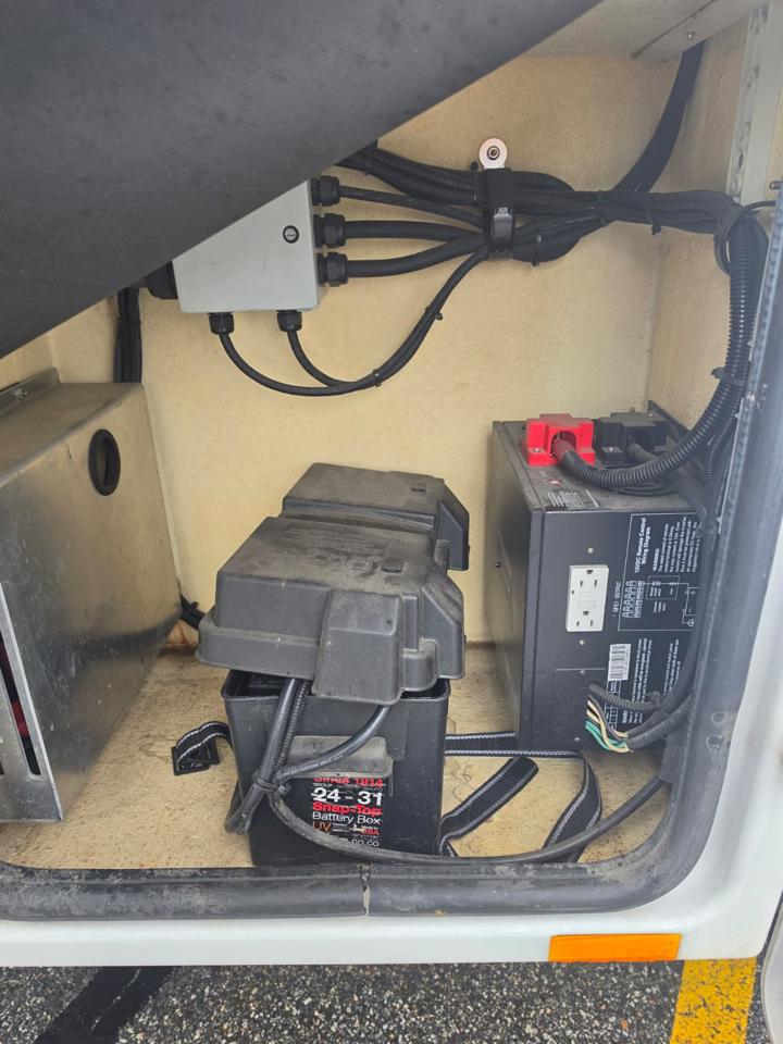 Ford F-450 SD Regular Cab DRW 2WD 2015