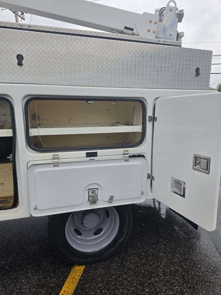 Ford F-450 SD Regular Cab DRW 2WD 2015