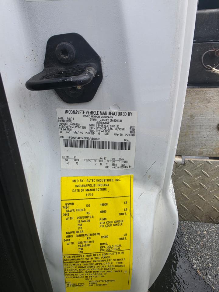 Ford F-450 SD Regular Cab DRW 2WD 2015