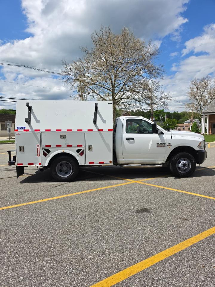 RAM 3500 Regular Cab 2WD SWB DRW 2016