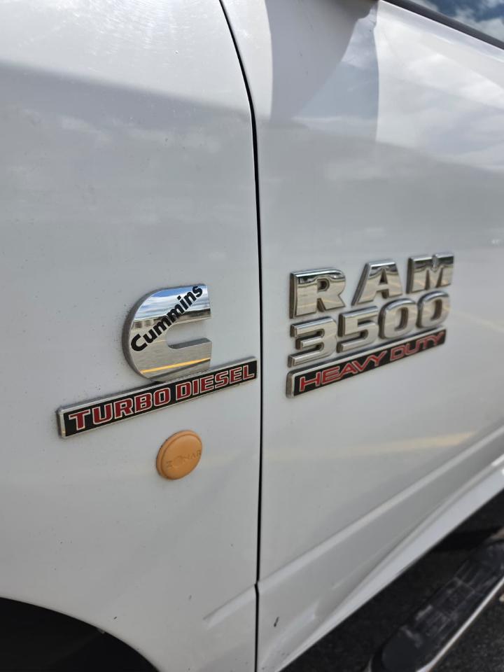 RAM 3500 Regular Cab 2WD SWB DRW 2016