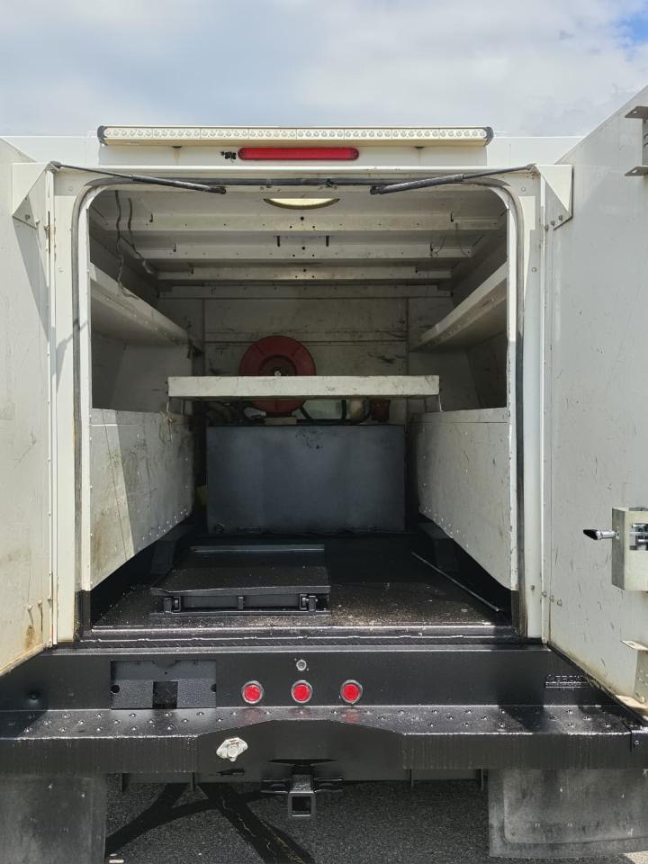 RAM 3500 Regular Cab 2WD SWB DRW 2016