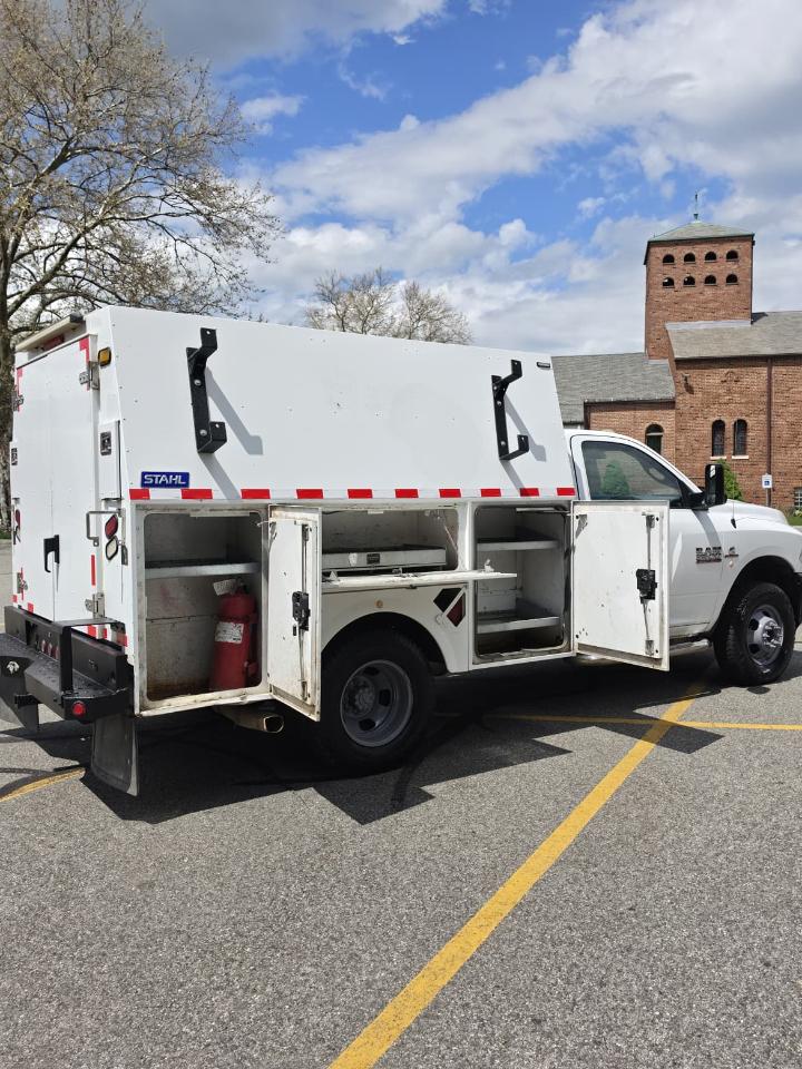RAM 3500 Regular Cab 2WD SWB DRW 2016