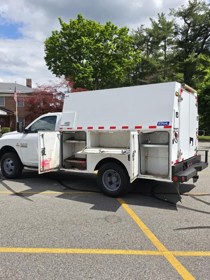 RAM 3500 Regular Cab 2WD SWB DRW 2016