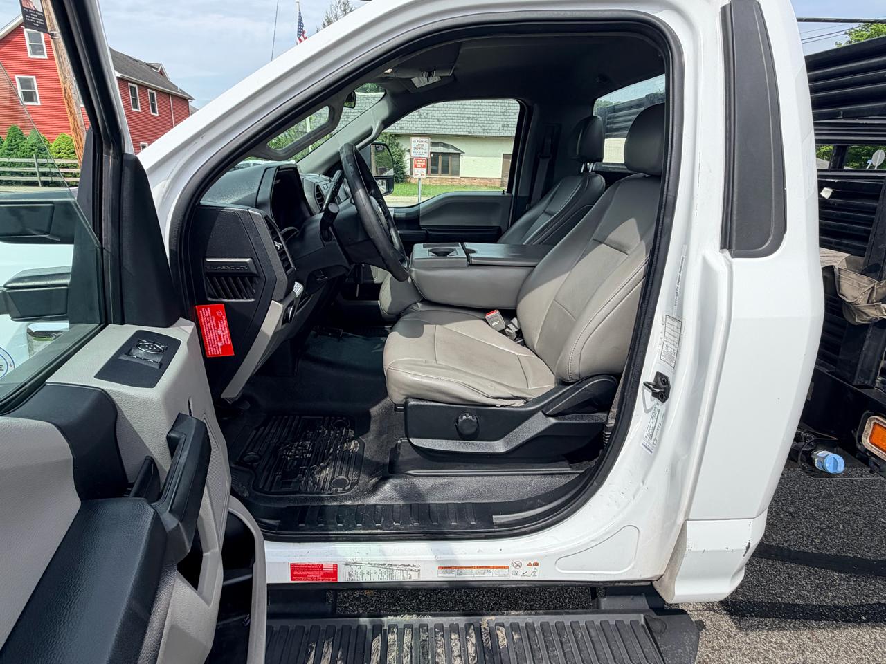 Ford F-450 SD Regular Cab DRW 2WD 2018