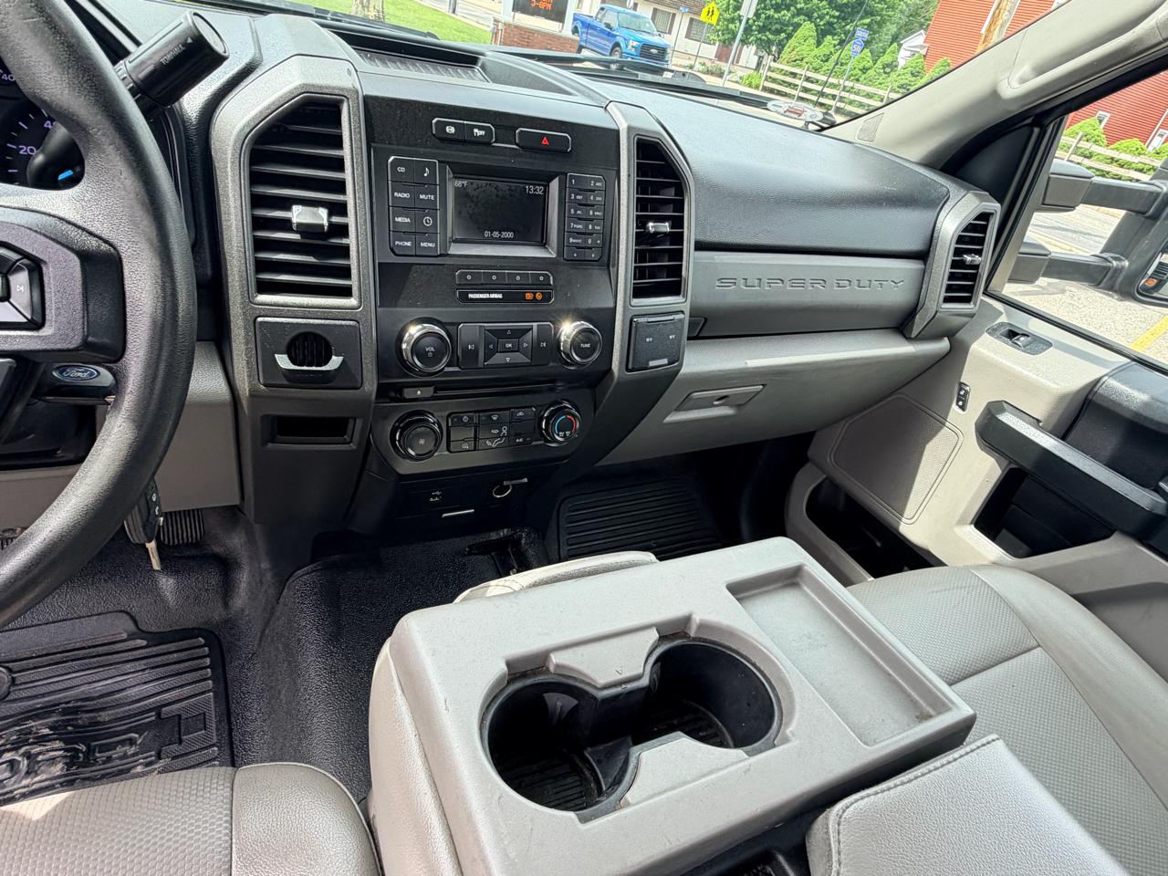 Ford F-450 SD Regular Cab DRW 2WD 2018