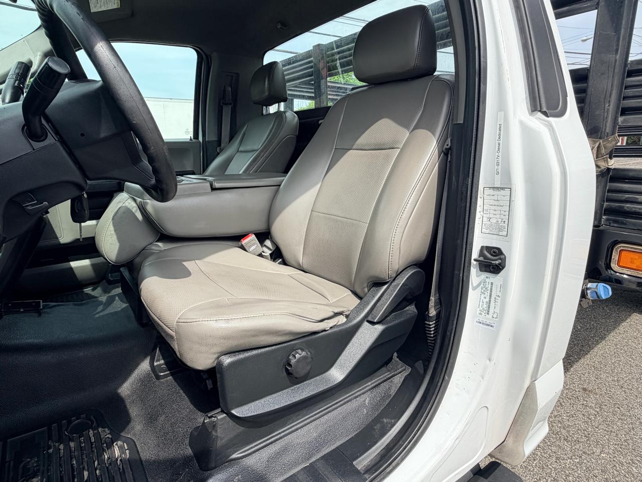 Ford F-450 SD Regular Cab DRW 2WD 2018