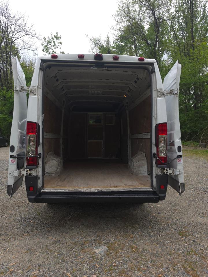 RAM Promaster 3500 High Roof Tradesman 159-in. WB Ext 2015