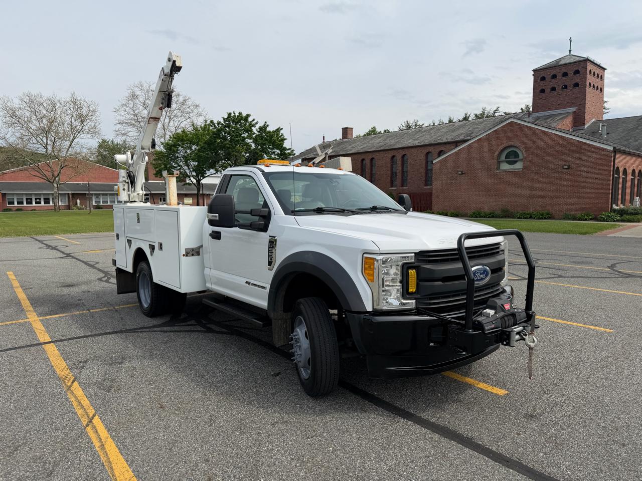 Ford F-550 Regular Cab DRW 4WD 2017
