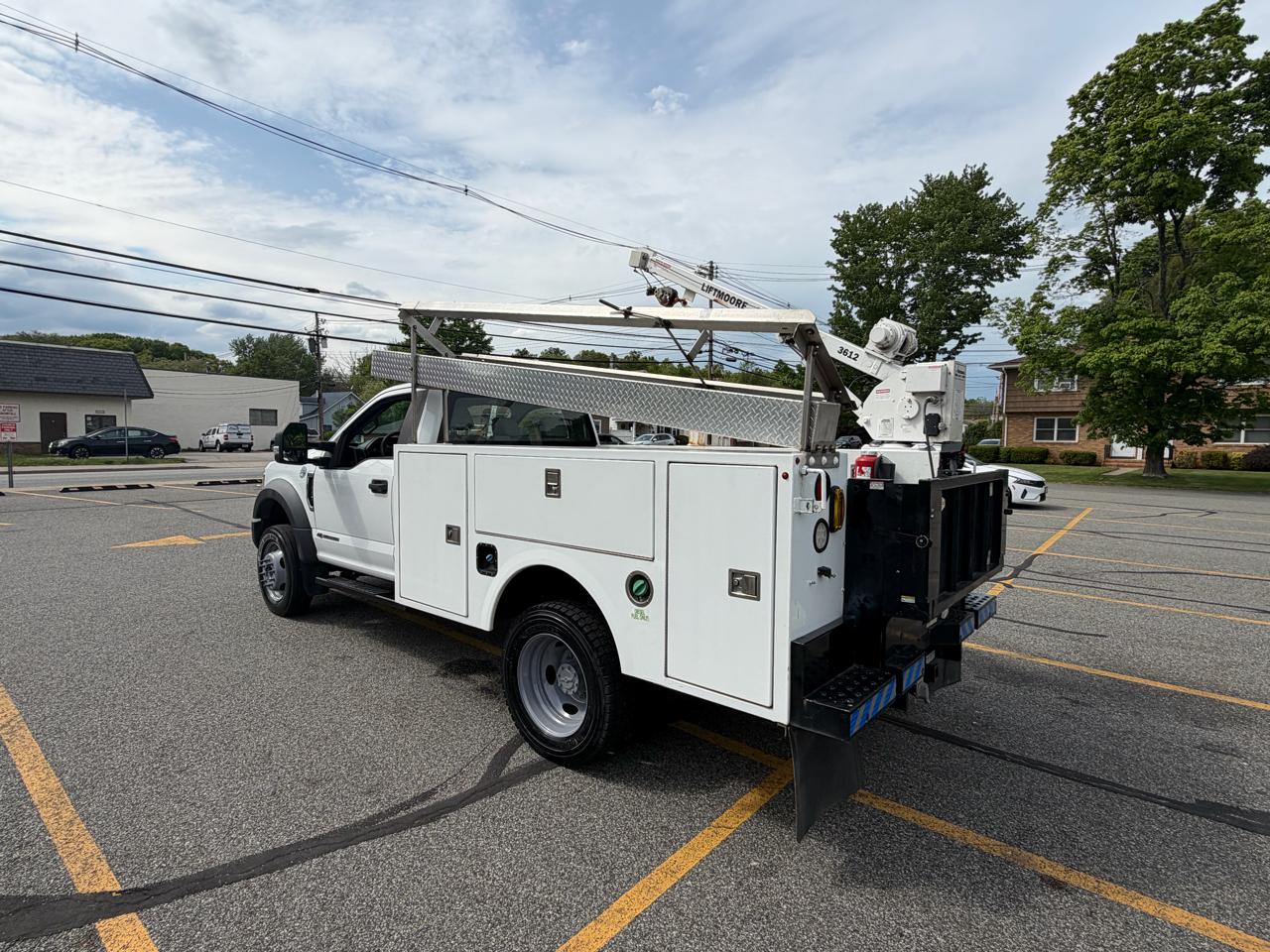 Ford F-550 Regular Cab DRW 4WD 2017