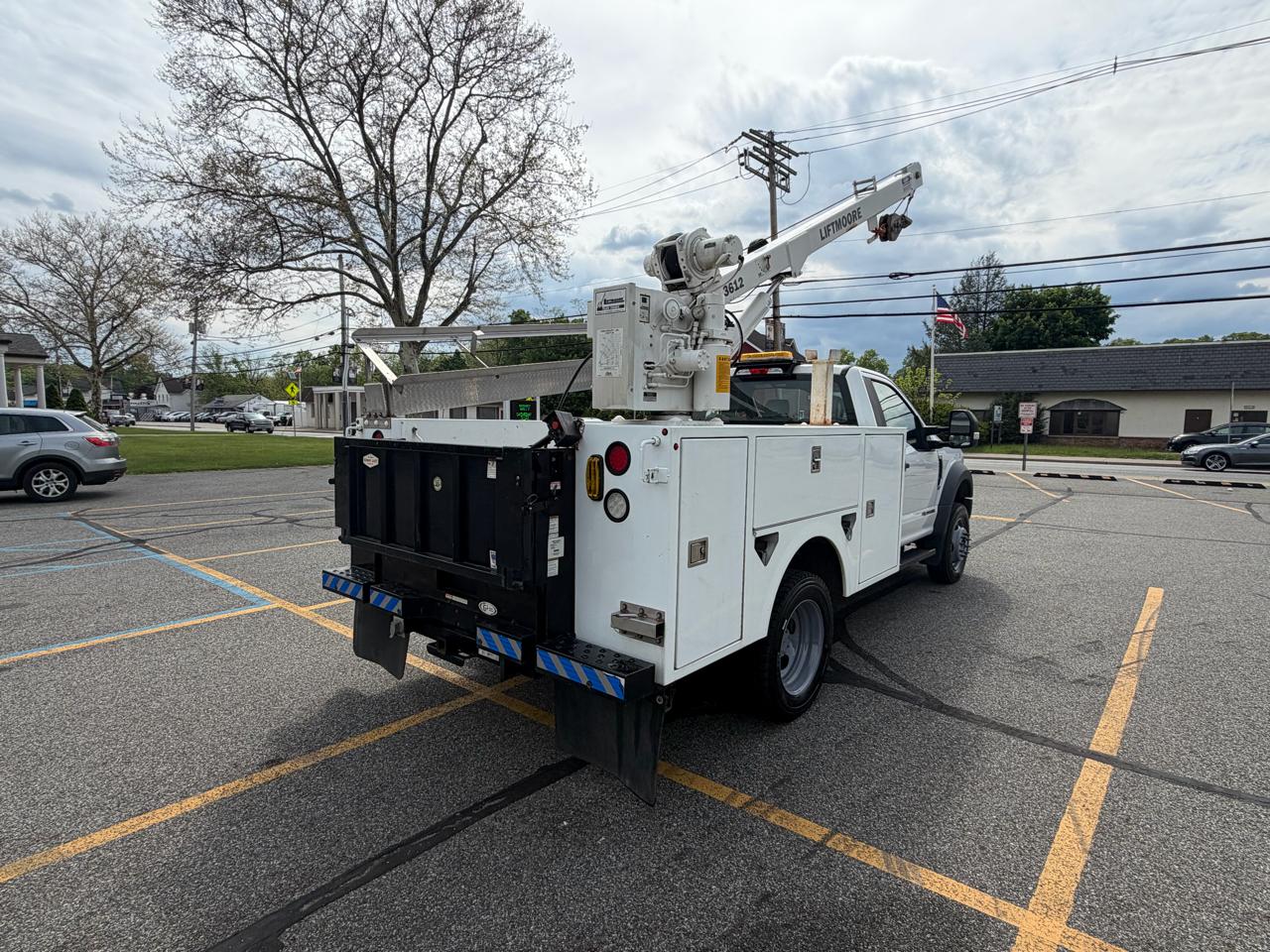 Ford F-550 Regular Cab DRW 4WD 2017