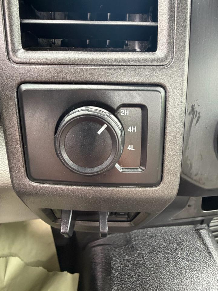 Ford F-550 Regular Cab DRW 4WD 2017