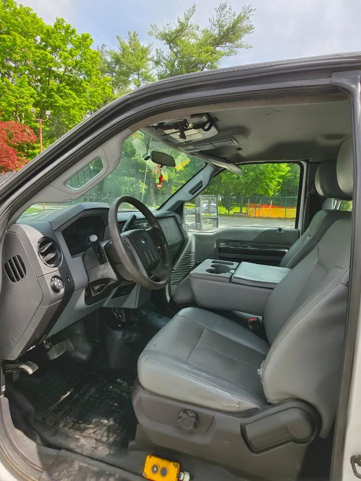 Ford F-550 SuperCab DRW 4WD 2015