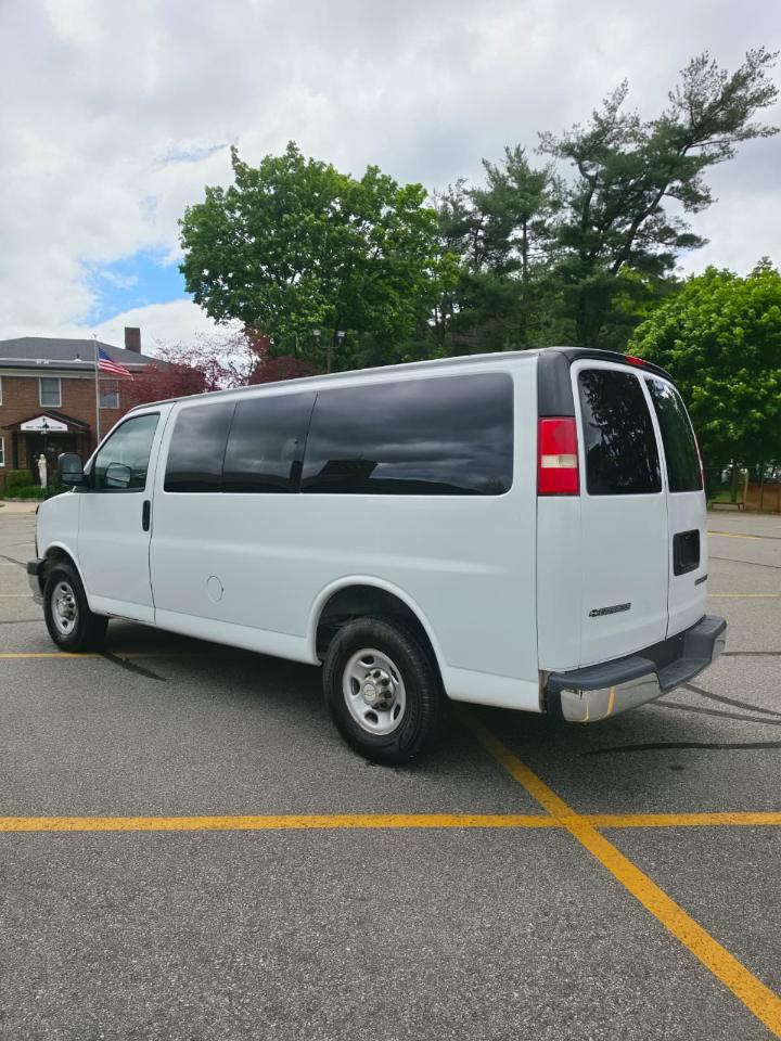 Chevrolet Express LT 3500 2015