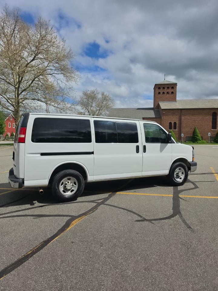 Chevrolet Express LT 3500 2015