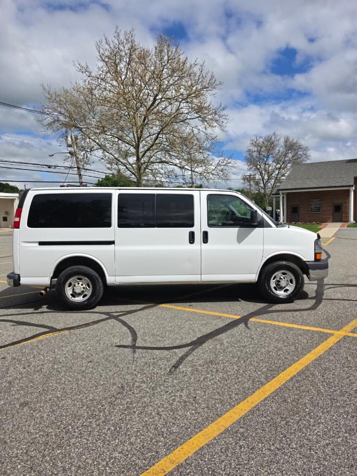 Chevrolet Express LT 3500 2015