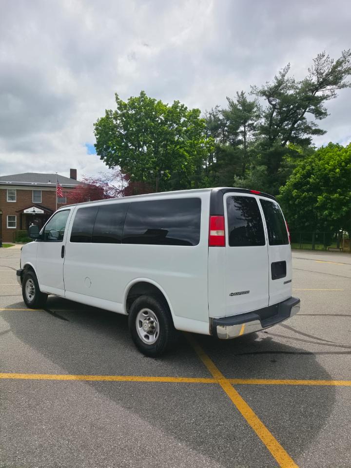 Chevrolet Express LT 3500 2015