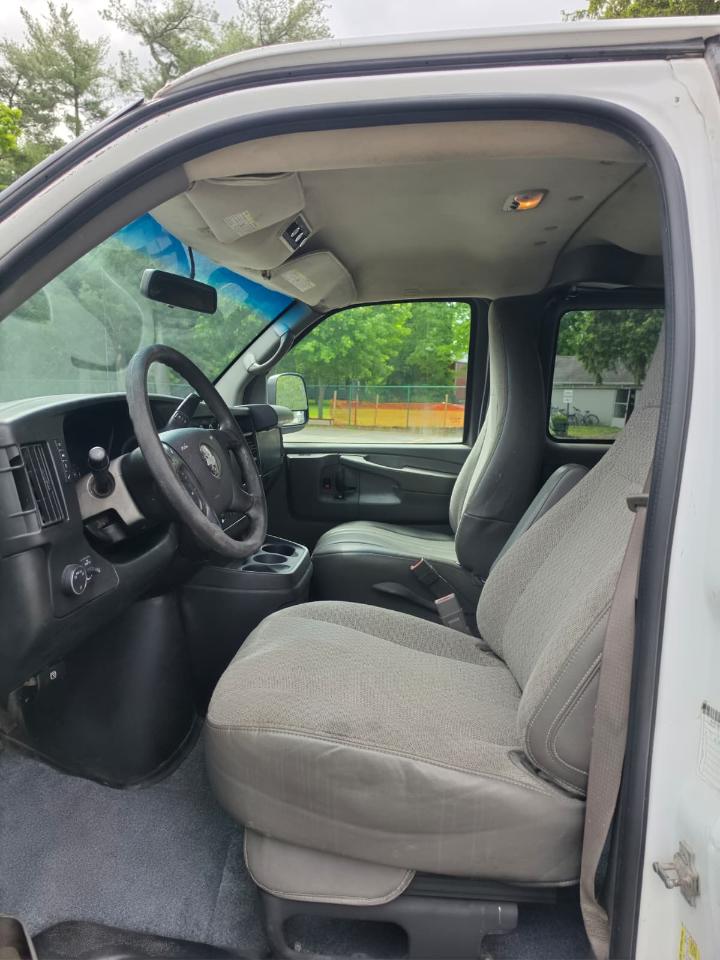 Chevrolet Express LT 3500 2015