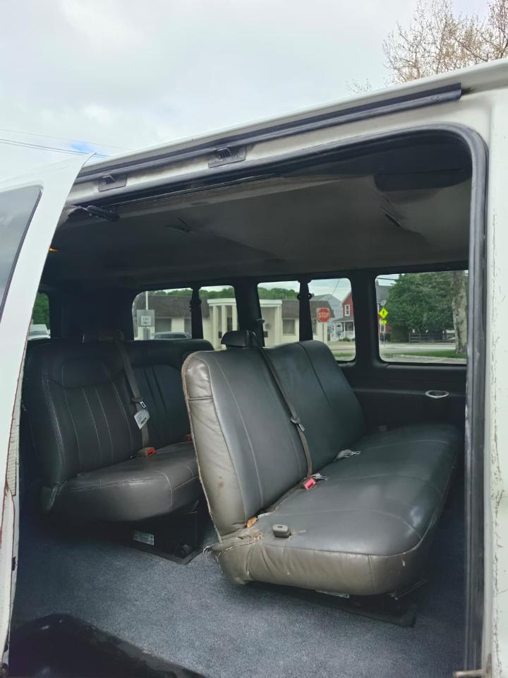Chevrolet Express LT 3500 2015