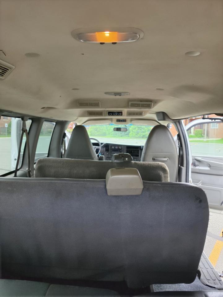 Chevrolet Express LT 3500 2015