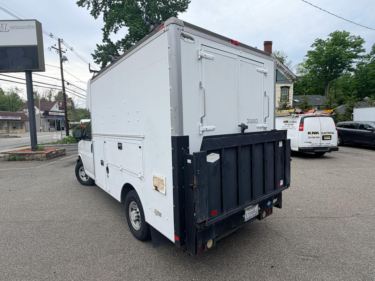 Chevrolet Express Commercial Cutaway 139" WB C7A DRW 2008