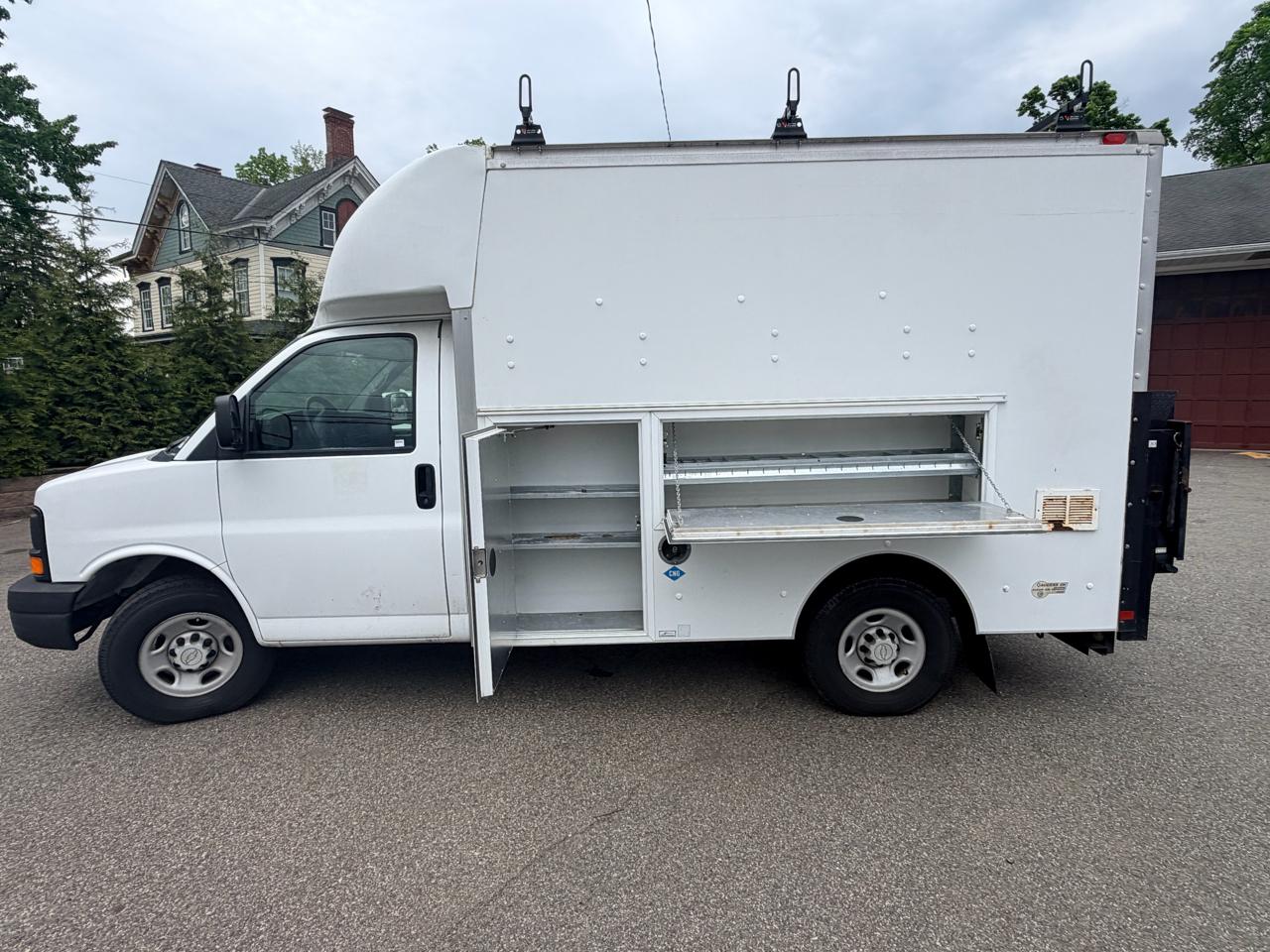 Chevrolet Express Commercial Cutaway 139" WB C7A DRW 2008