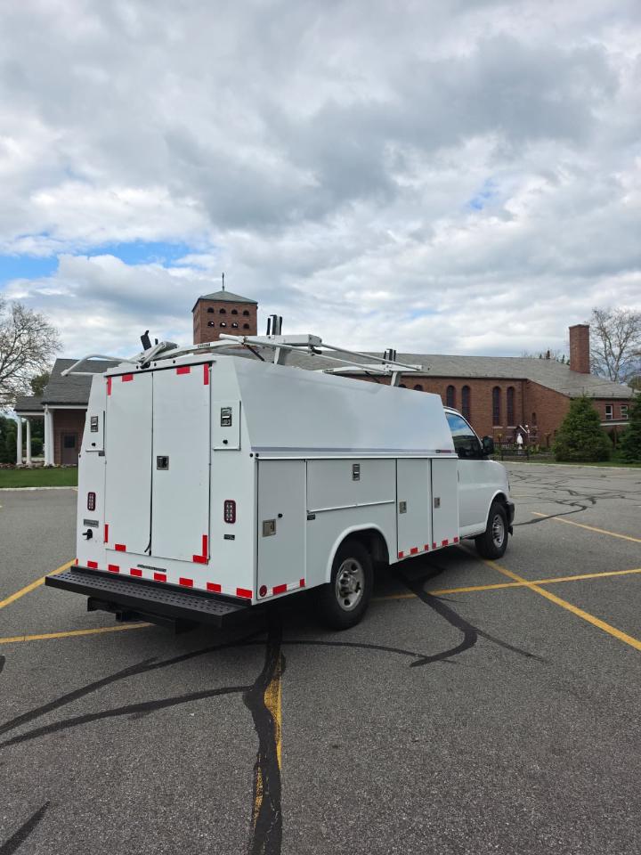 Chevrolet Express G3500 139" 2020