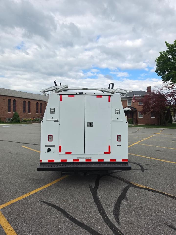 Chevrolet Express G3500 139" 2020