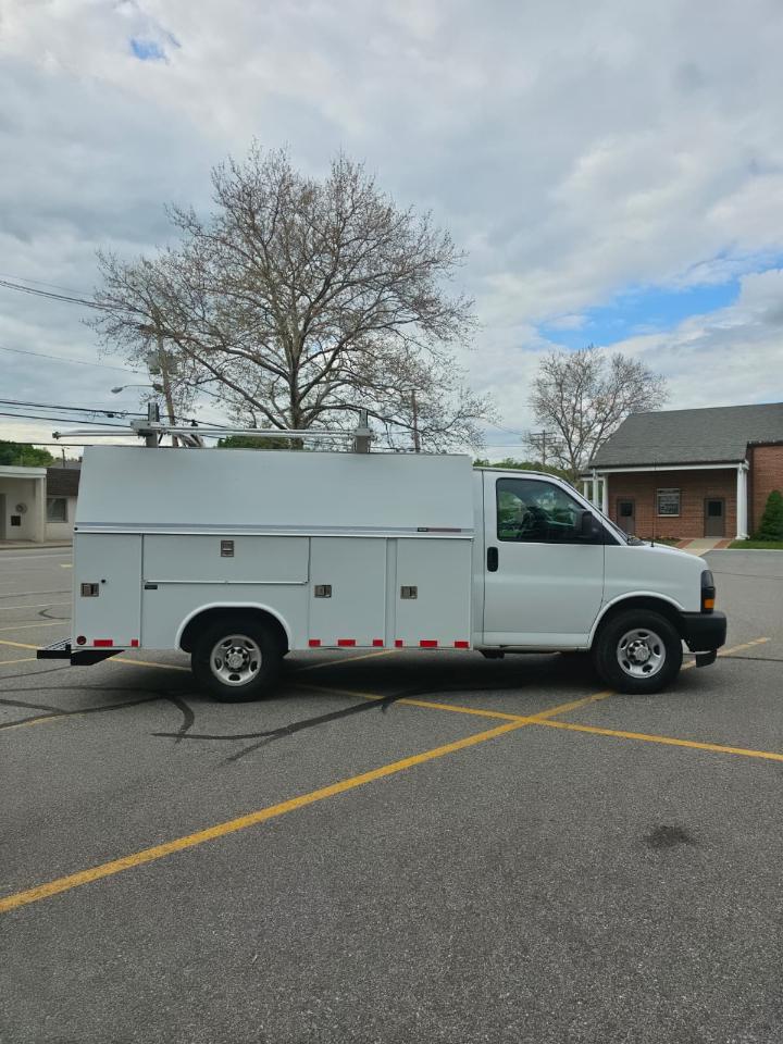 Chevrolet Express G3500 139" 2020