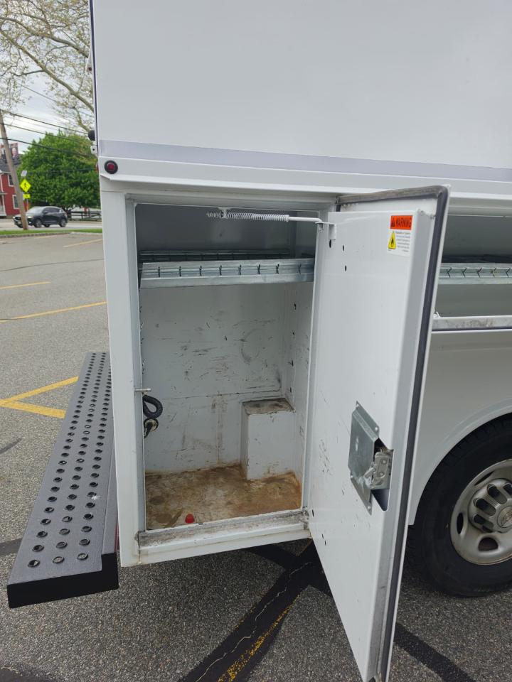 Chevrolet Express G3500 139" 2020