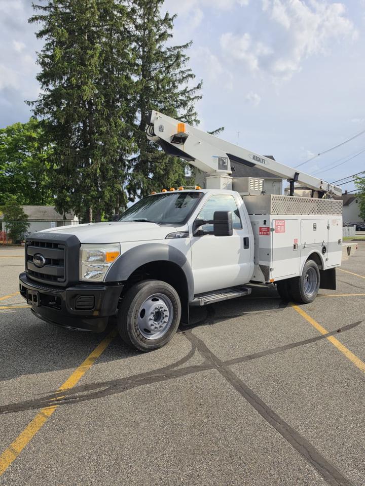 Ford F-450 SD Regular Cab DRW 2WD 2012