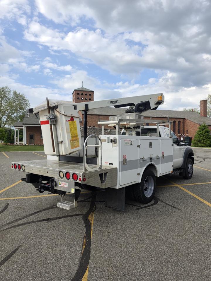 Ford F-450 SD Regular Cab DRW 2WD 2012