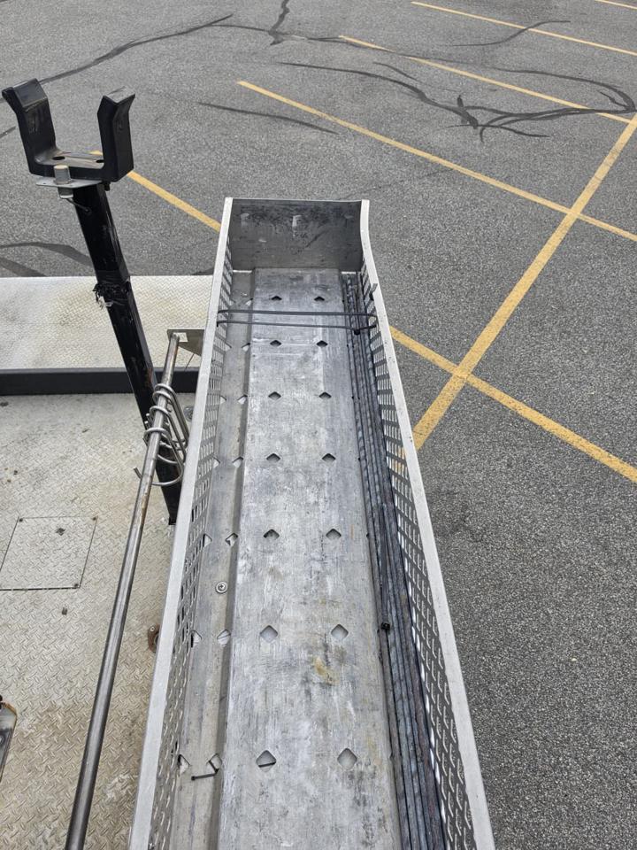 Ford F-450 SD Regular Cab DRW 2WD 2012