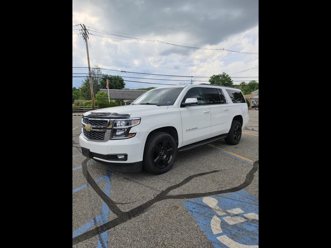 Chevrolet Suburban LT 4WD 2016