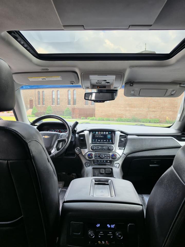 Chevrolet Suburban LT 4WD 2016