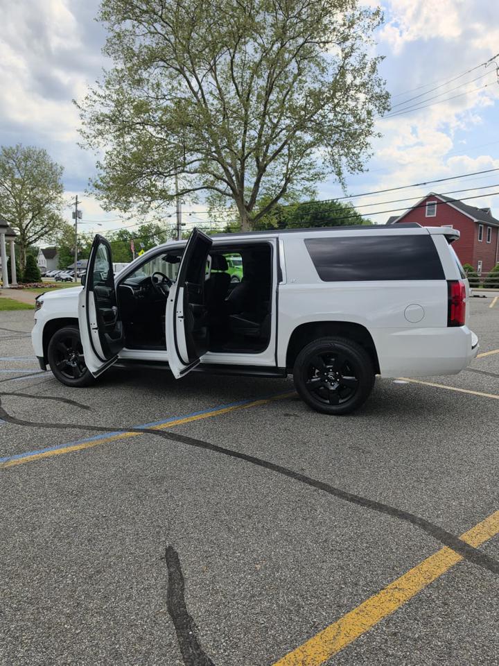 Chevrolet Suburban LT 4WD 2016