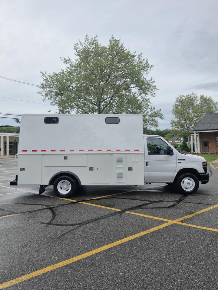 Ford Econoline E-450 2015