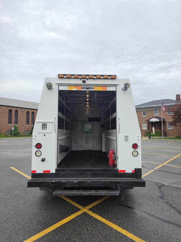 Ford Econoline E-450 2015