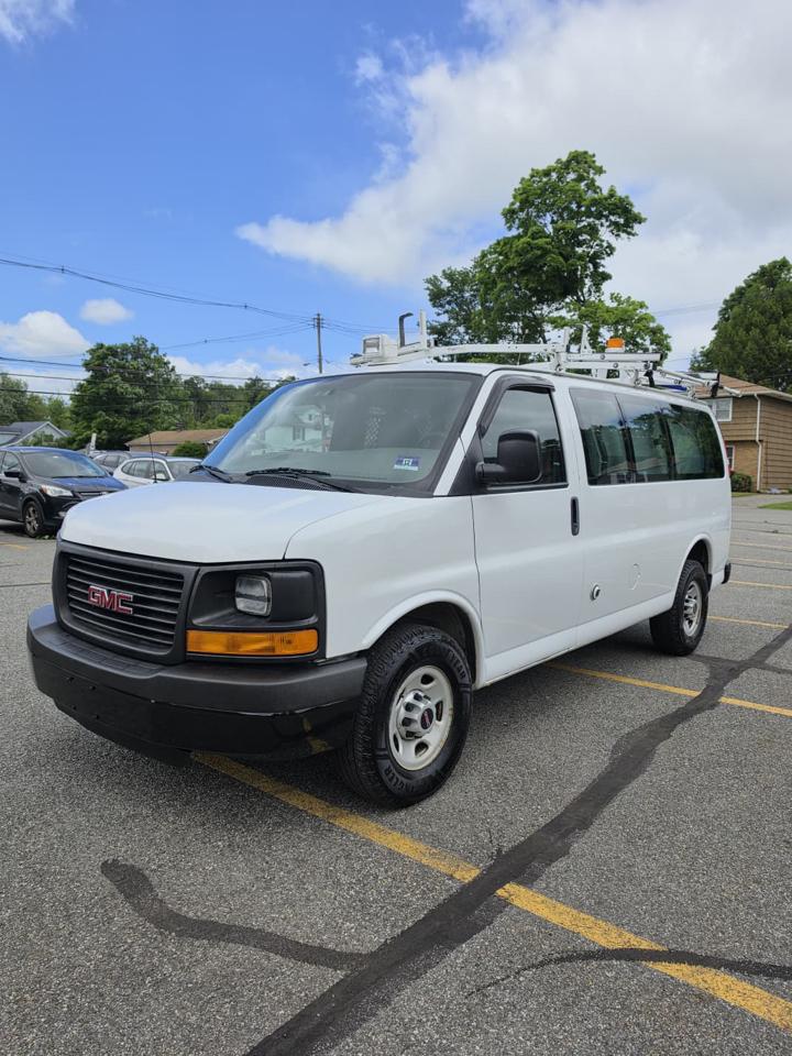 GMC Savana G3500 Cargo 2015