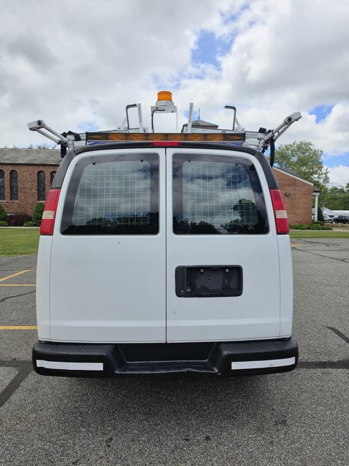 GMC Savana G3500 Cargo 2015
