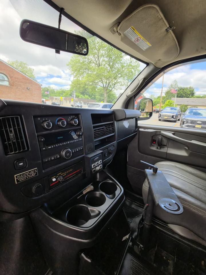 GMC Savana G3500 Cargo 2015