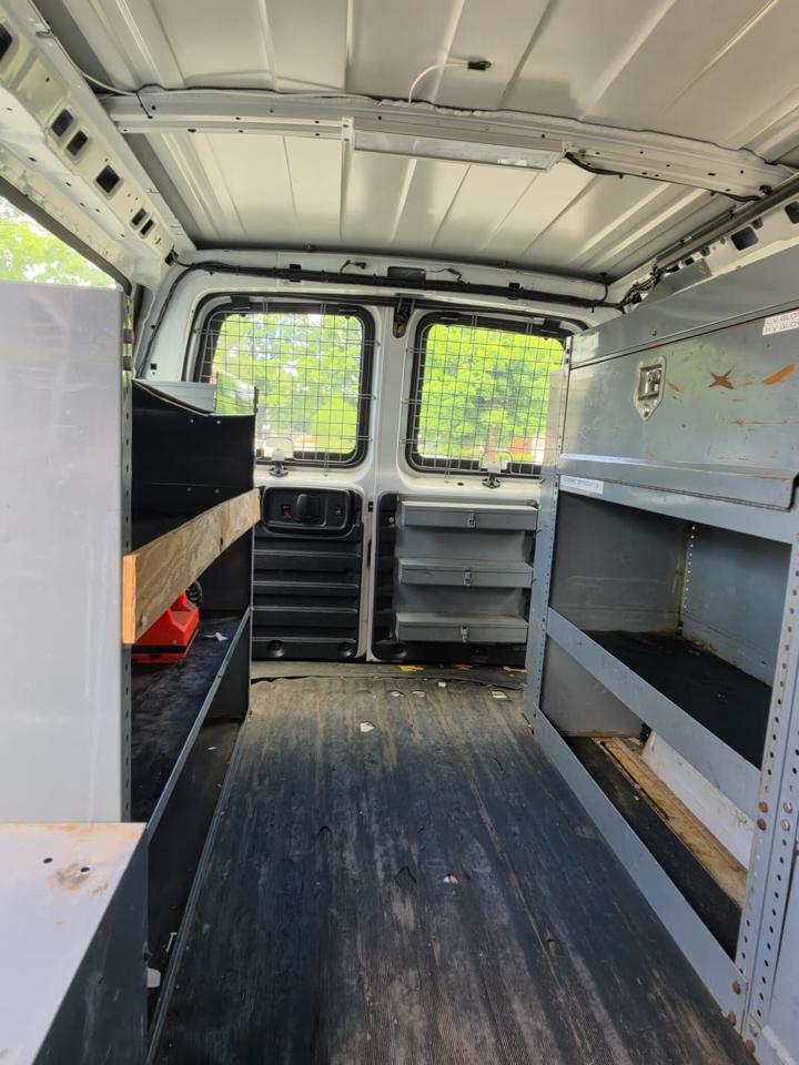 GMC Savana G3500 Cargo 2015