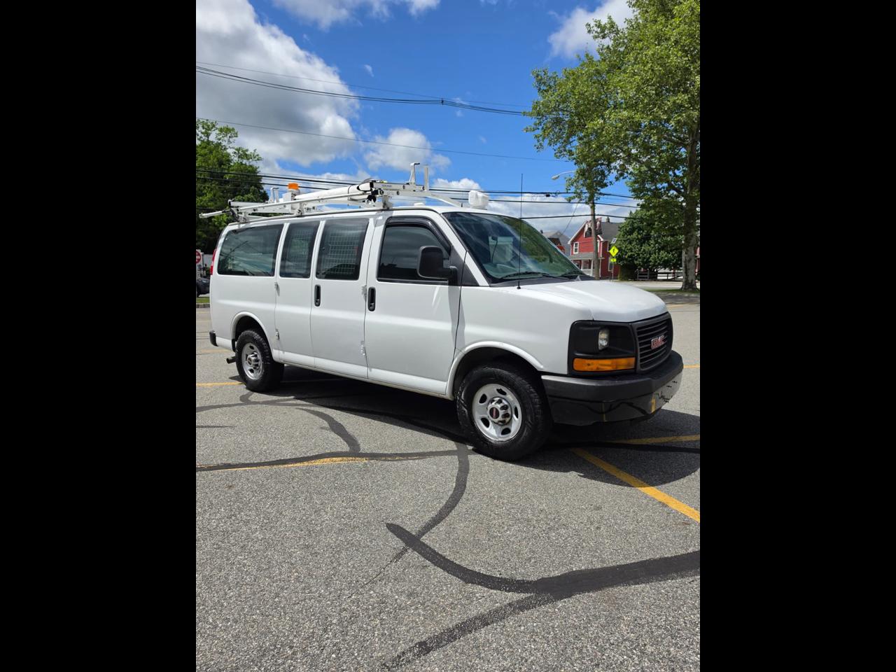 GMC Savana G3500 Cargo 2015