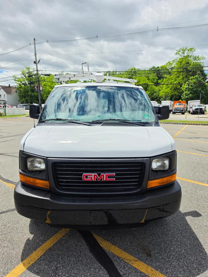 GMC Savana G3500 Cargo 2015